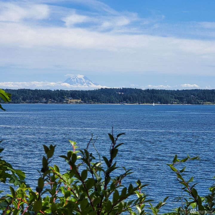 Property Photo:  392 E Pointes Dr E  WA 98584 
