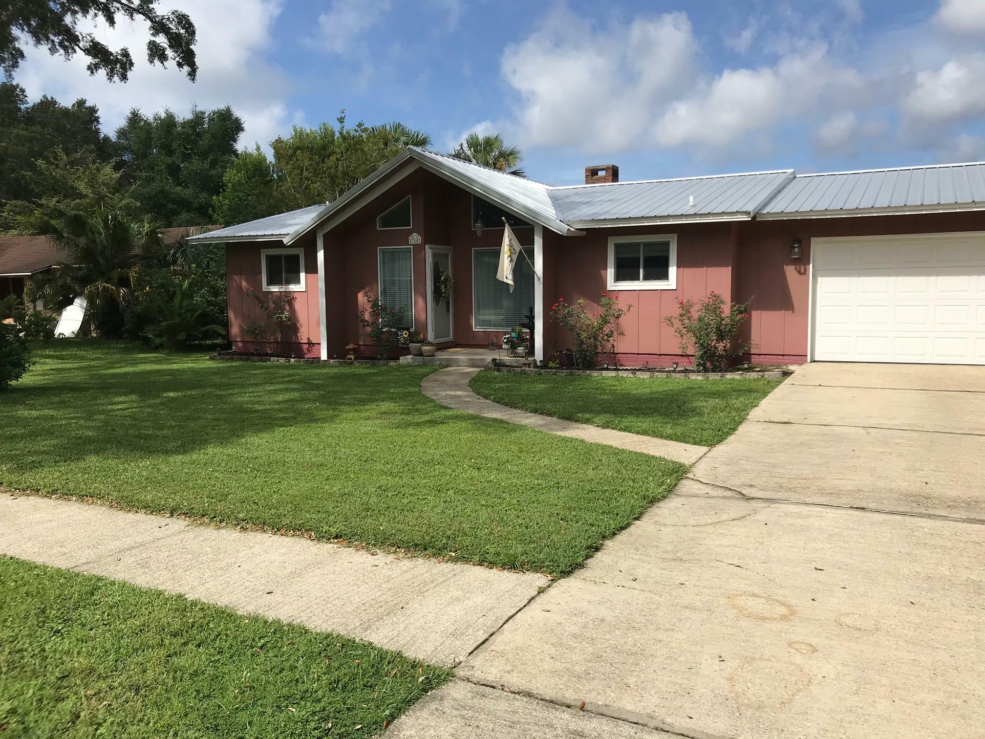 Property Photo:  710 Trowbridge Avenue  FL 32547 