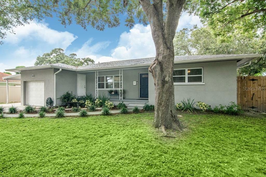 Property Photo: 5079 34th Avenue N FL 33710