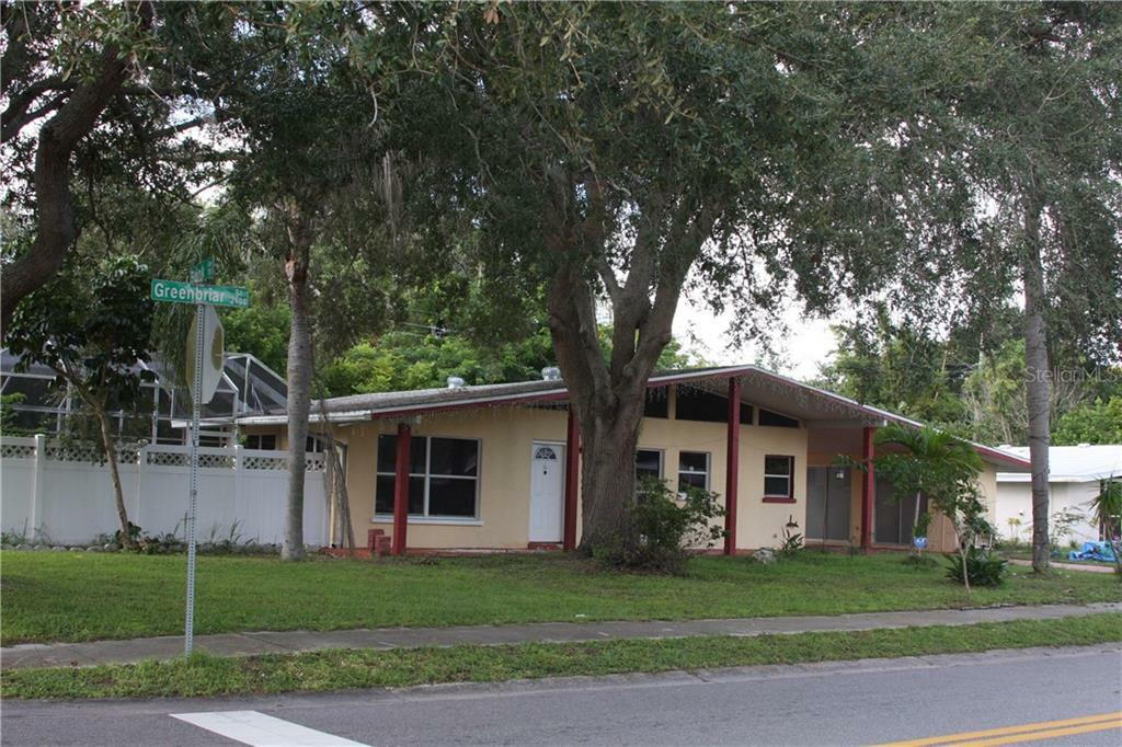 Property Photo:  2992 Greenbriar Street  FL 34237 