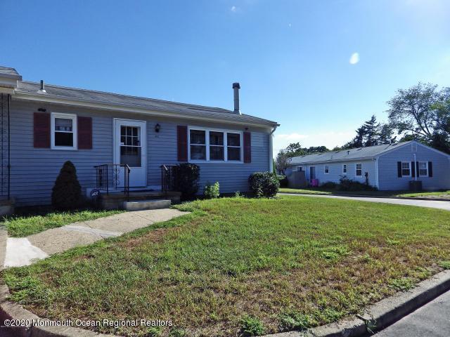 Property Photo:  14D Primrose Lane  NJ 08527 