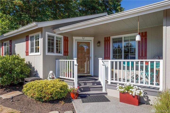 Property Photo:  19445  146th Avenue SE  WA 98058 