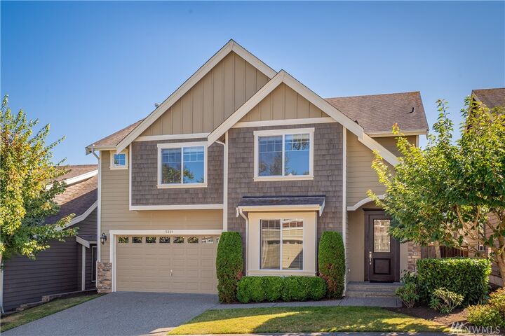 Property Photo:  5221 NE 9th Place  WA 98059 