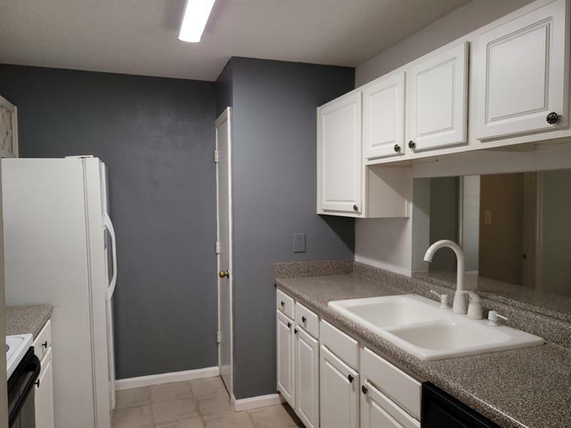 Property Photo: 3655 Habersham Road B375 GA 30305