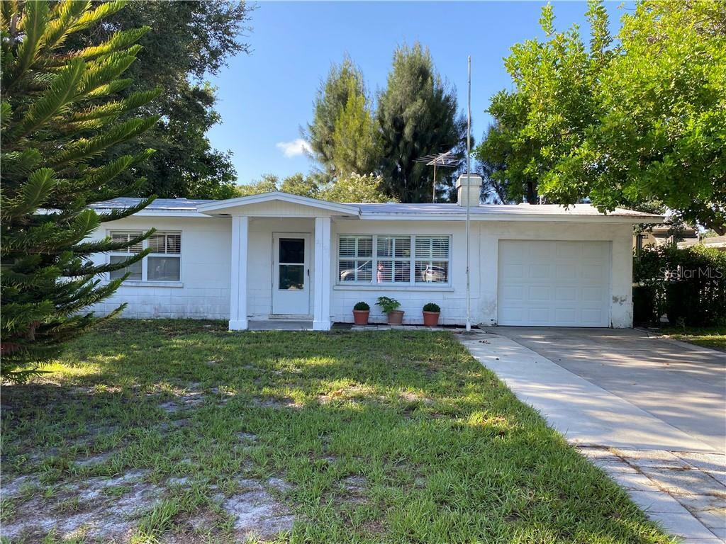 Property Photo:  2350 Milford Circle  FL 34239 