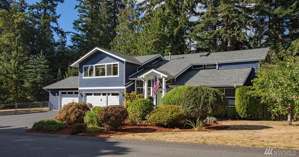 Property Photo:  1624 NW Sherwood Drive  WA 98311 