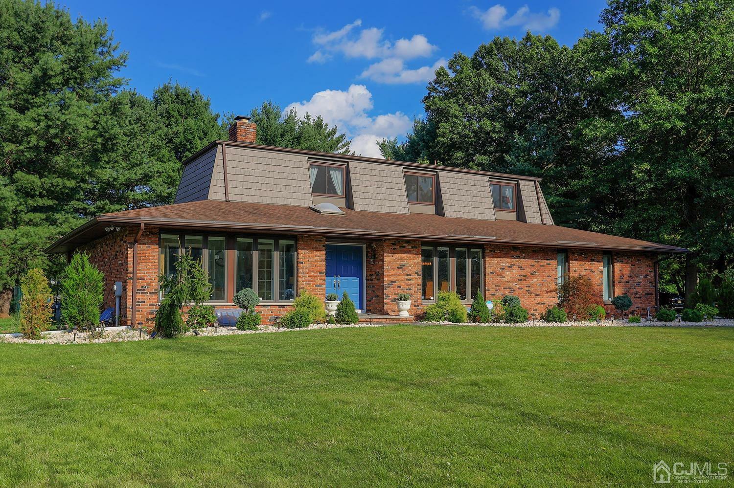 Property Photo:  364 Rahway Road  NJ 08820 