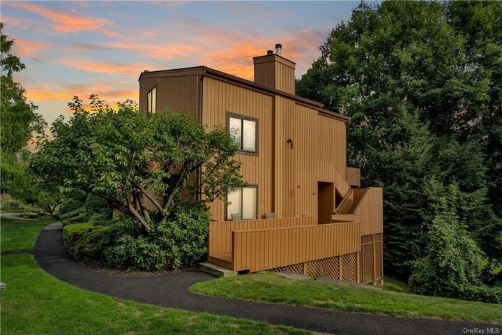 59 Hudson View Hill  Ossining NY 10562 photo