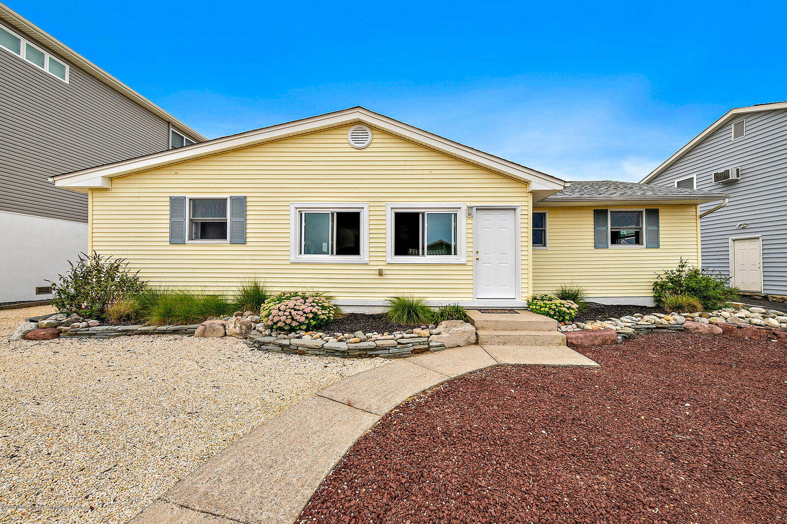 Property Photo:  109 E Shrewsbury Drive  NJ 08087 