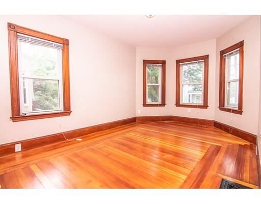 Property Photo:  21 Craigie St 1  MA 02143 