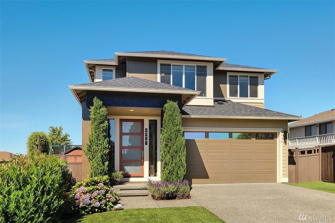 Property Photo:  8015  11th Place SE  WA 98258 