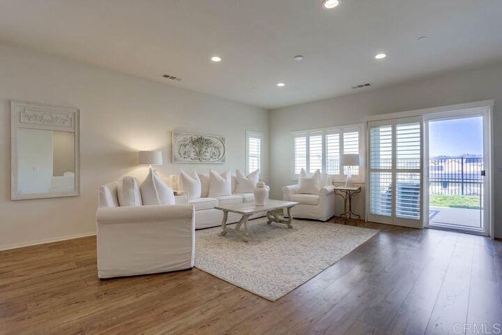 Property Photo: 440 Calabrese St CA 92028