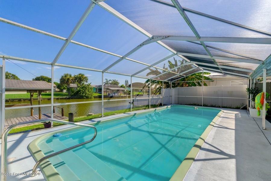 Property Photo:  1380 Holiday Boulevard  FL 32952 