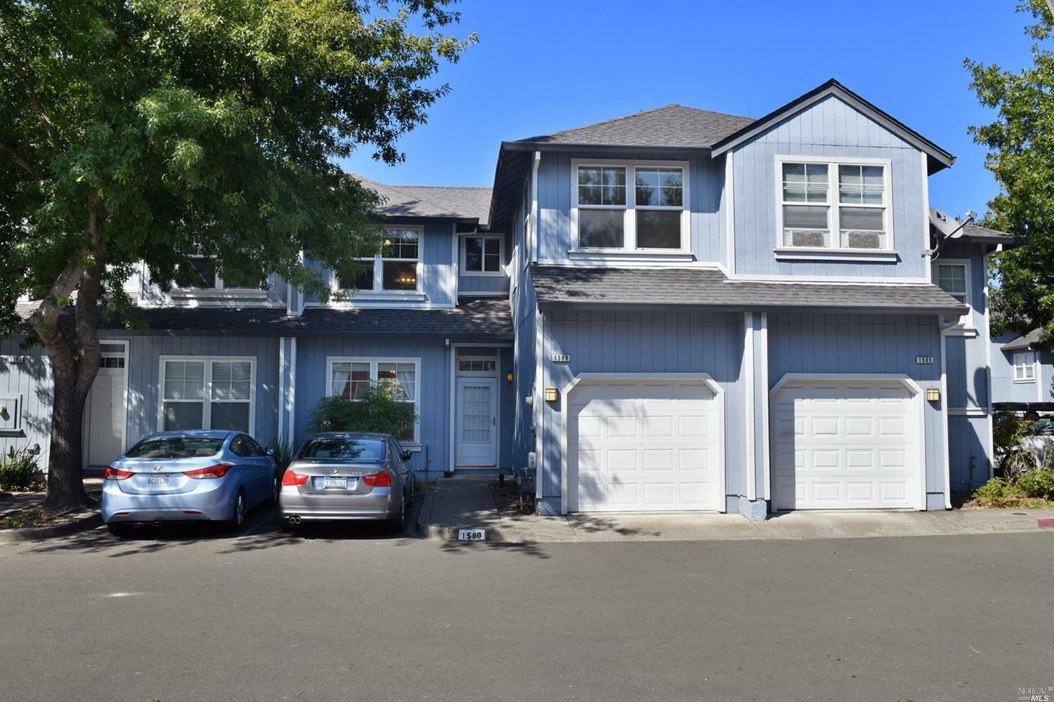 Property Photo: 1589 Pinebrook Place CA 95403