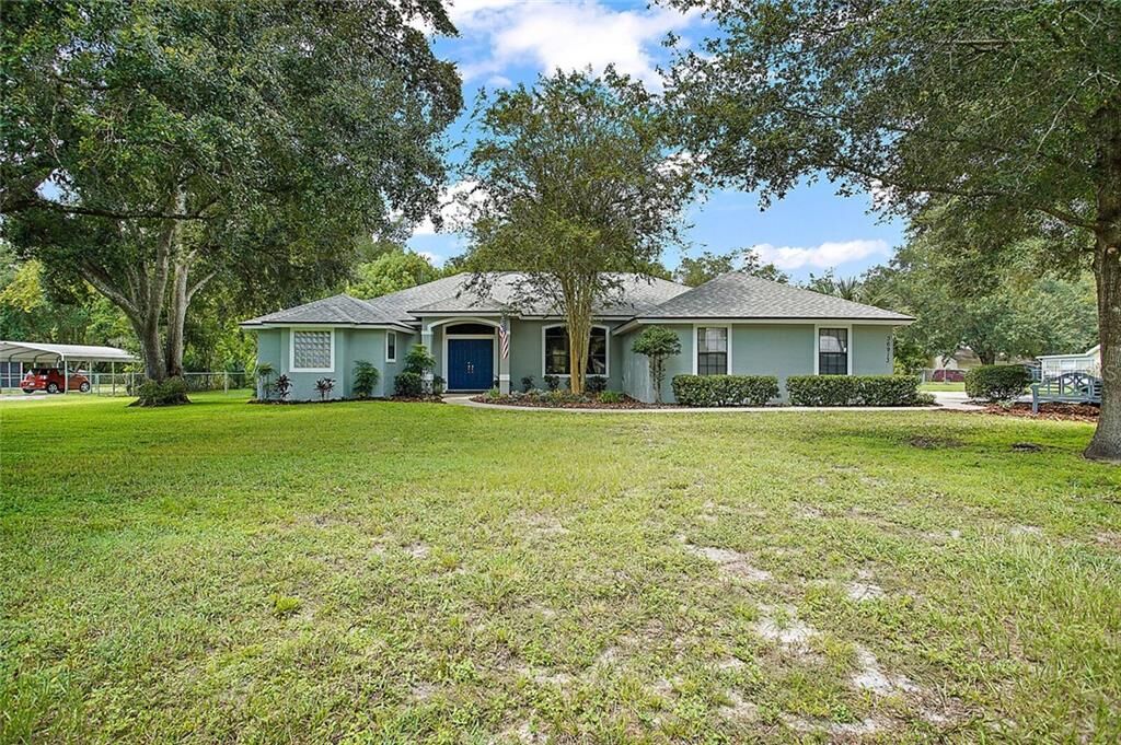 Property Photo:  36913 Taylor Mill Road  FL 34731 