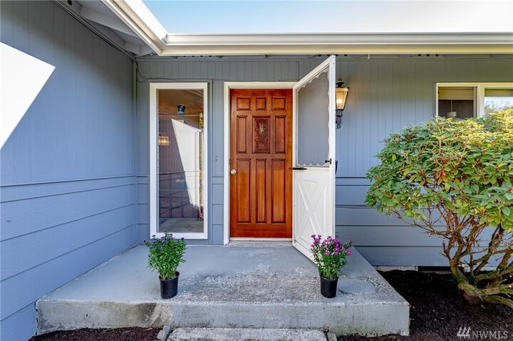 Property Photo:  11311  Vernon Road  WA 98258 