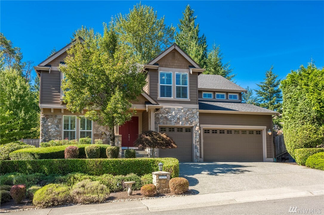 Property Photo: 14214 SE 90th St WA 98059
