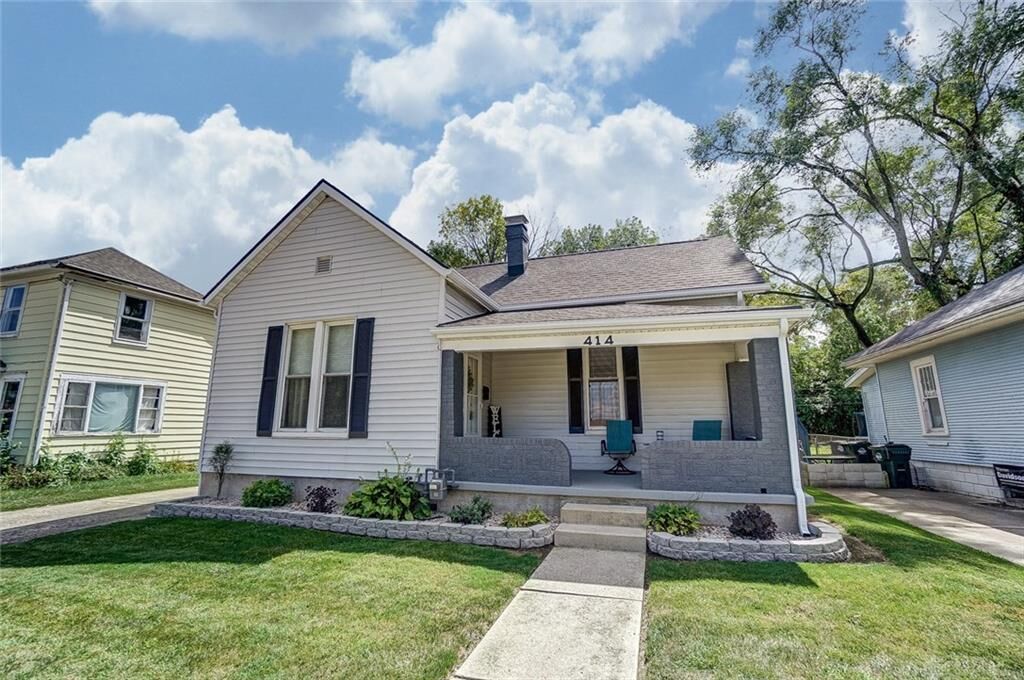Property Photo: 414 W Market Street OH 45373