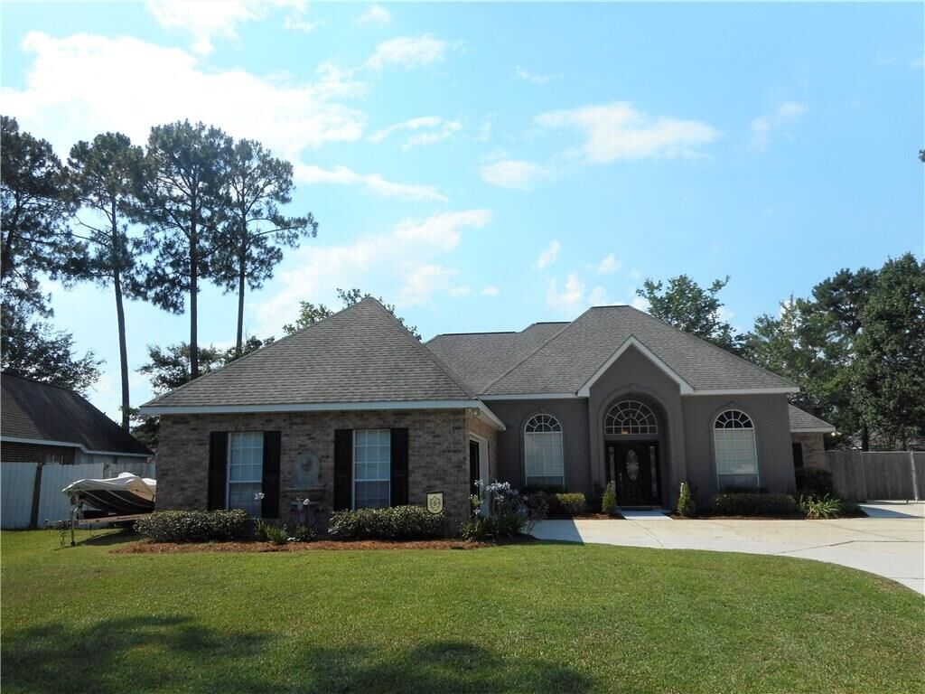 Property Photo:  532 Waverly Drive  LA 70461 