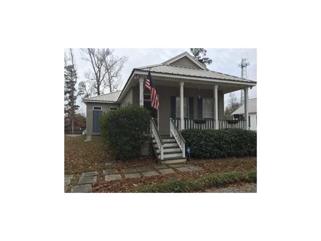 Property Photo: 1900 Montgomery LA 70448