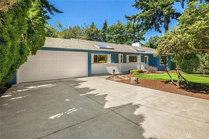 Property Photo:  3415 103rd Place NE  WA 98004 