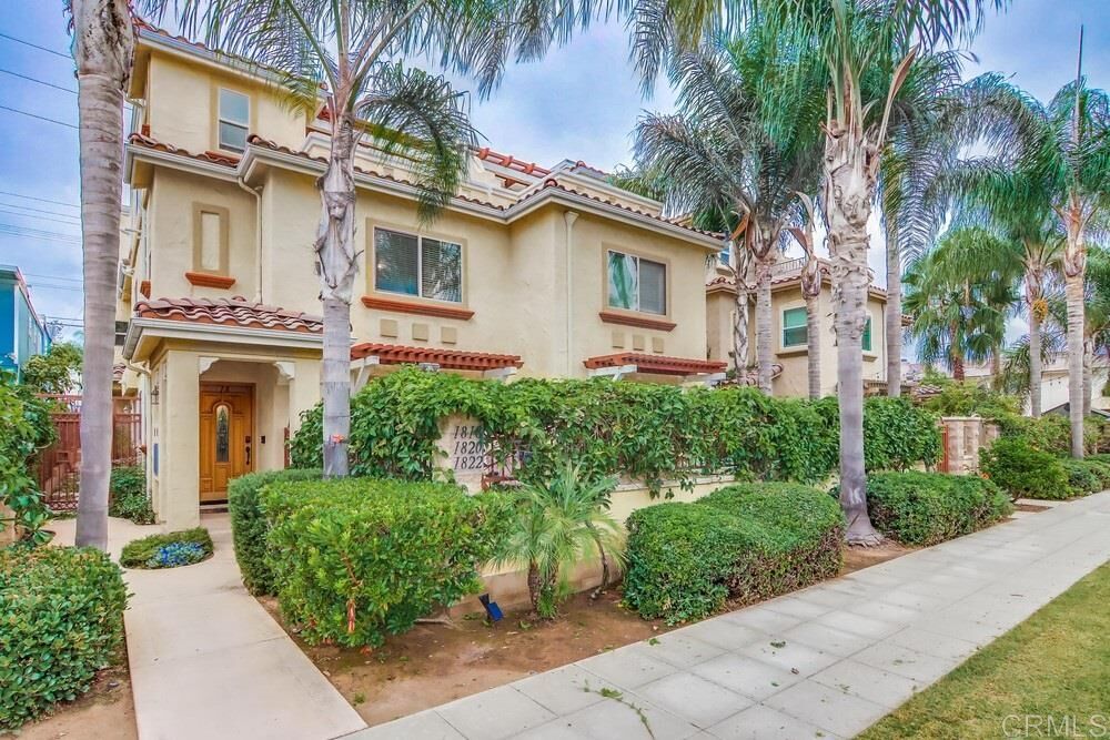 Property Photo: 1818 Hornblend Street CA 92109