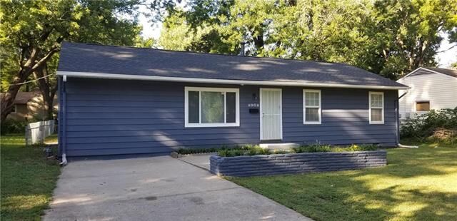 Property Photo:  6908 E 114th Street  MO 64134 