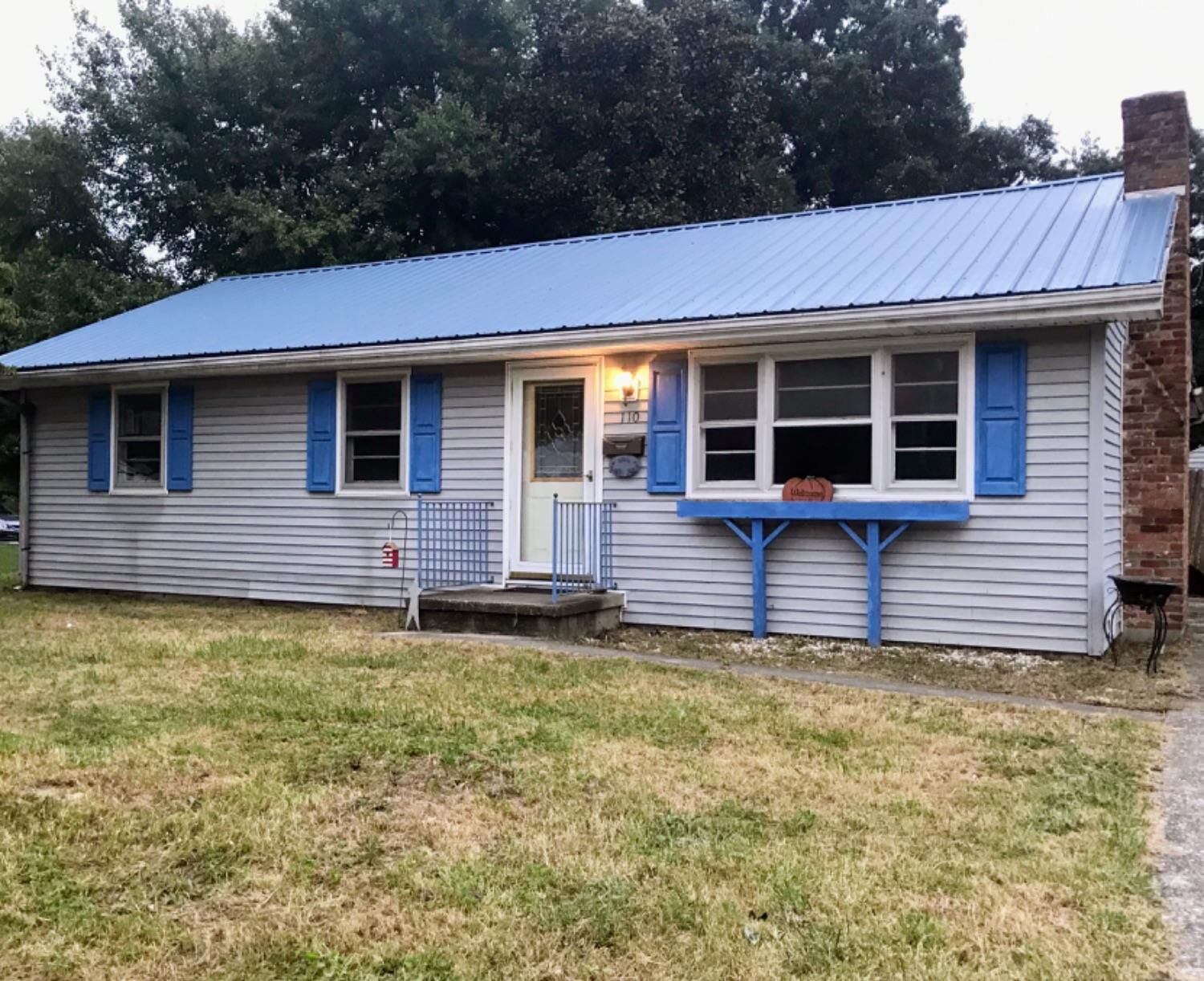 Property Photo:  110 Dinsmore Street  KY 40403 