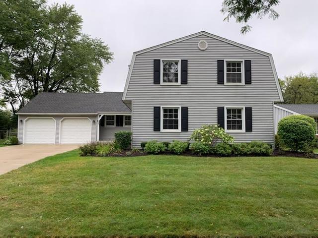 Property Photo: 921 North Hedgewood Drive IL 60074