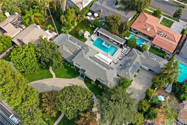 Property Photo: 12954 Magnolia Boulevard CA 91423