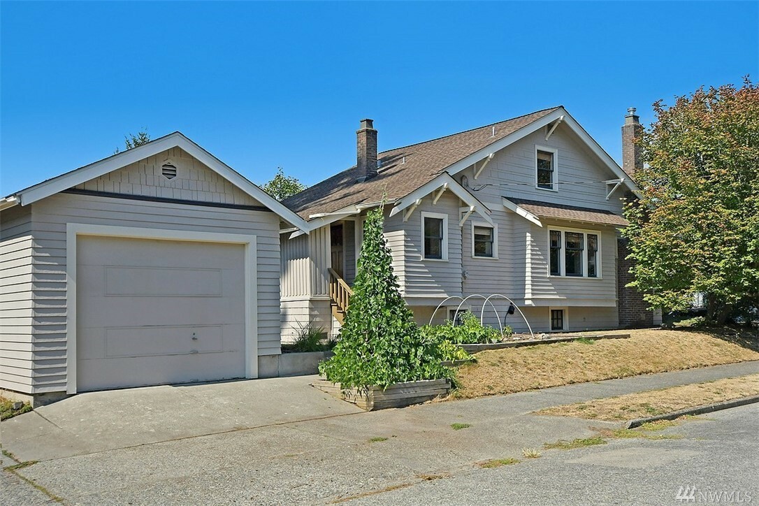 Property Photo:  103 NW 74th St  WA 98117 