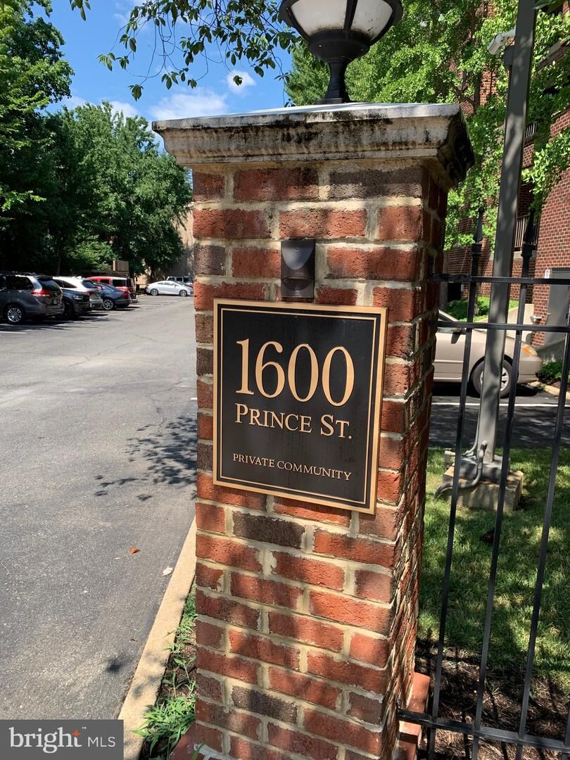 Property Photo:  1600 Prince Street 606  VA 22314 