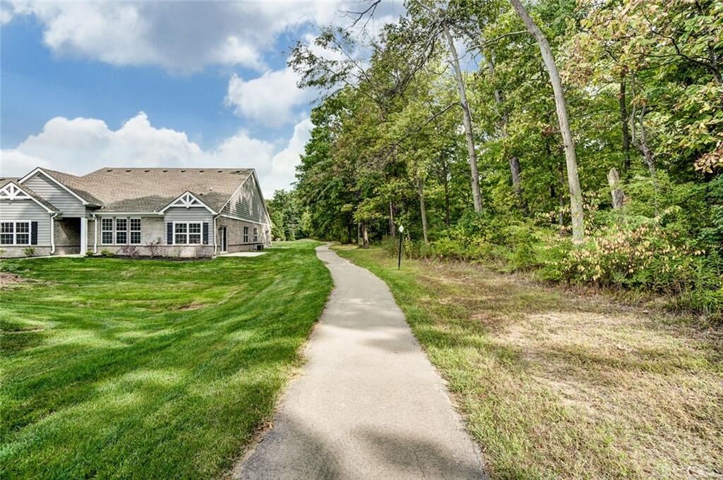 Property Photo:  1135 Bourdeaux Way  OH 45066 