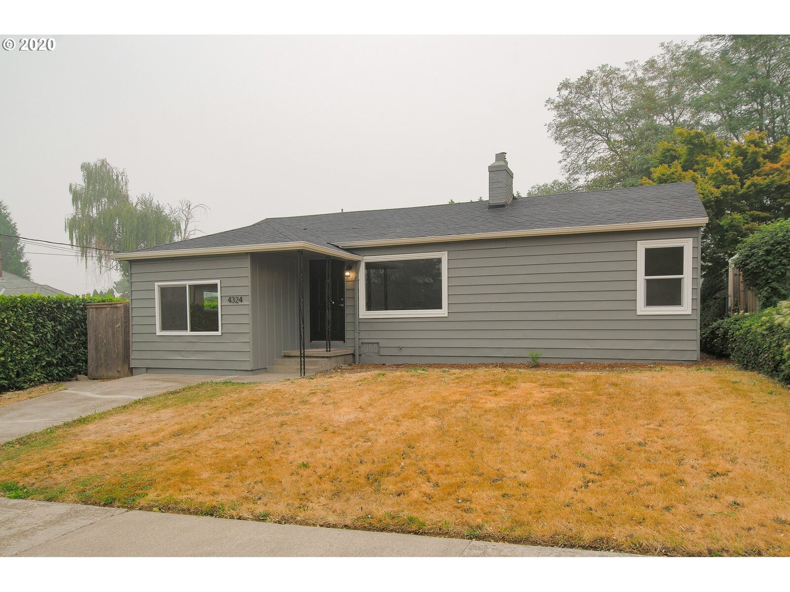 Property Photo: 4324 NE 81st Ave OR 97218