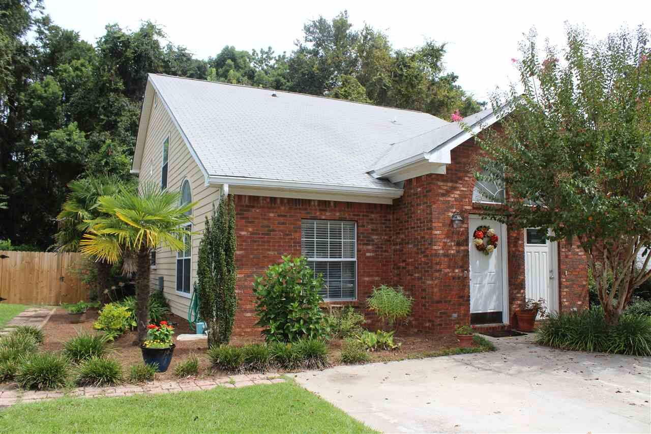 Property Photo: 2416 Needle Palm Way FL 32309