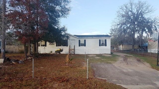 Property Photo: 977 Burntleaf Ln FL 32310