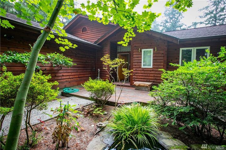 Property Photo:  3845  Goldfinch Lane  WA 98236 