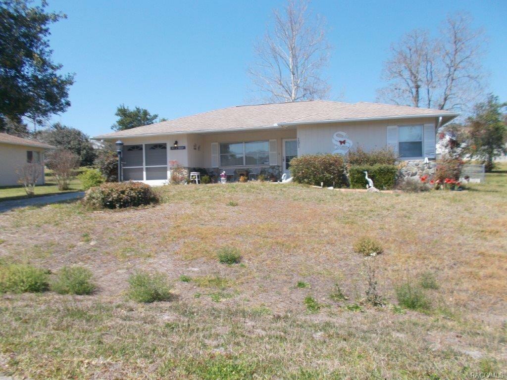 Property Photo:  191 W Casurina Place  FL 34465 