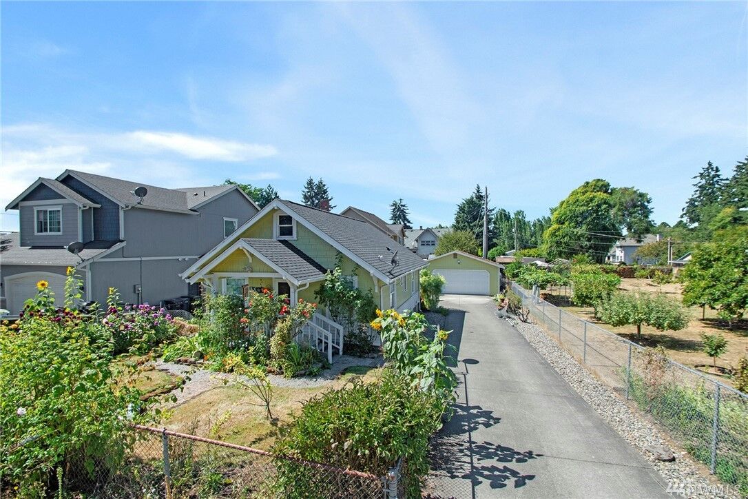 Property Photo: 8644 S Thompson Avenue WA 98444