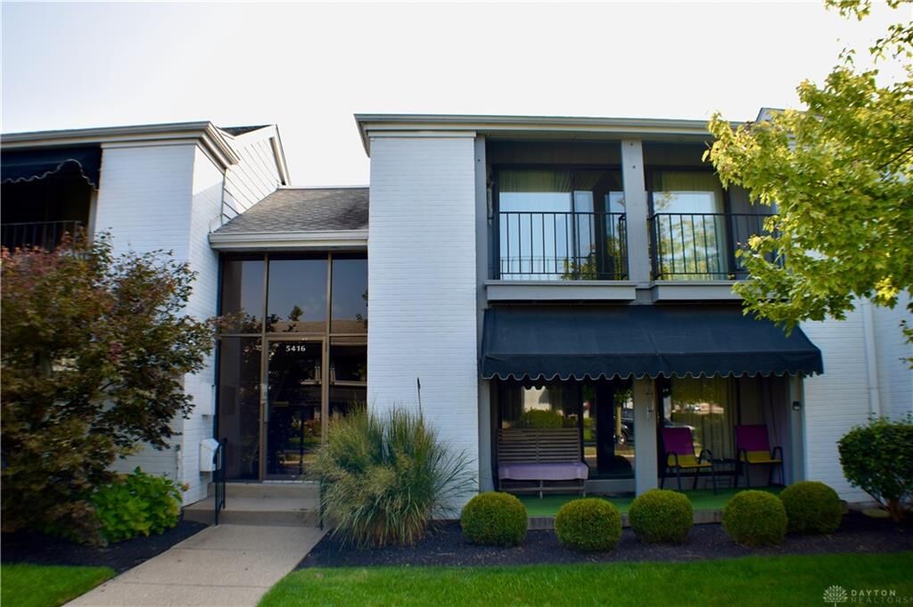 Property Photo: 5416 Landau Drive 8 OH 45429