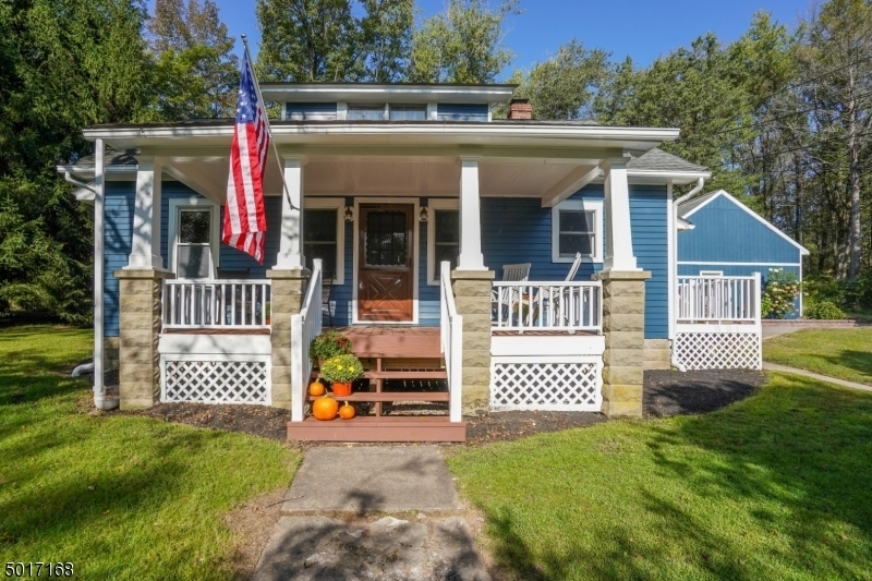 Property Photo:  434 Pittstown Rd  NJ 08867 