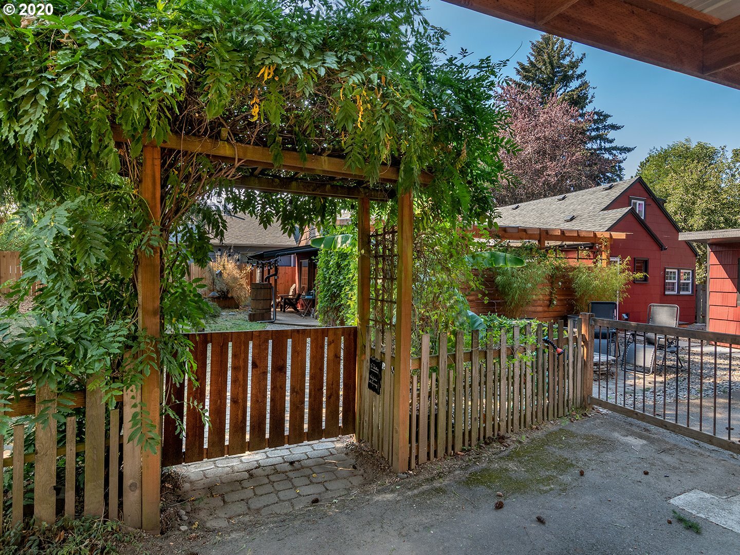 Property Photo: 7107 NE Alberta St OR 97218