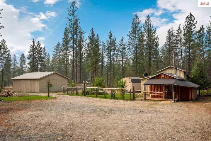 124 Dusty Rd.  Blanchard ID 83804 photo