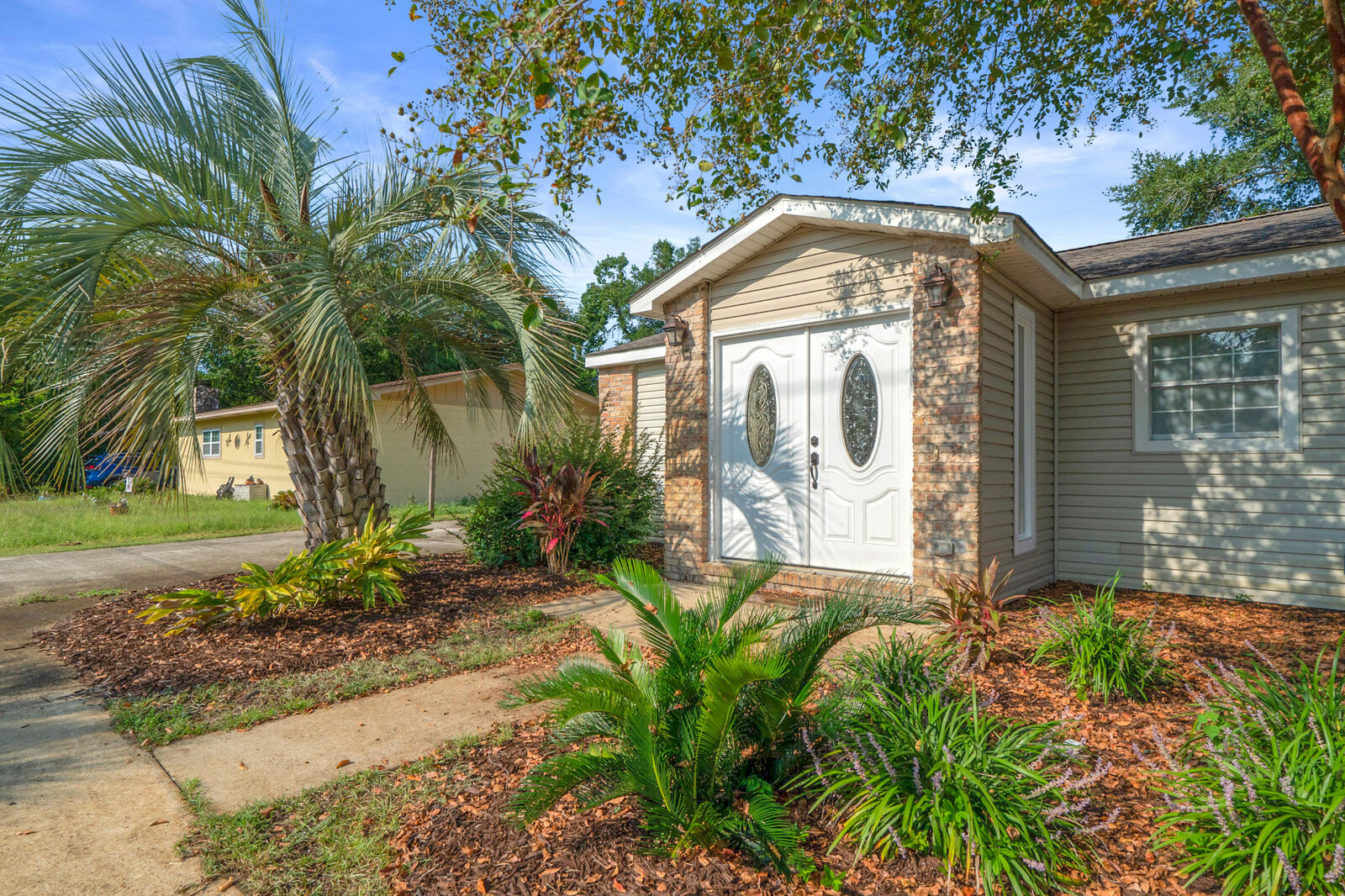 Property Photo:  44 NW Jonquil Avenue  FL 32548 