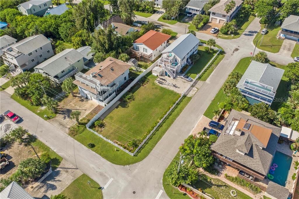 Property Photo: 6400 Engram Road FL 32169