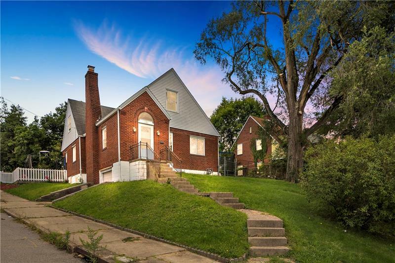 Property Photo: 1350 Taylor Avenue PA 15068