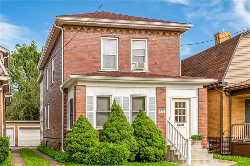 Property Photo:  928 Melrose Ave  PA 15003 