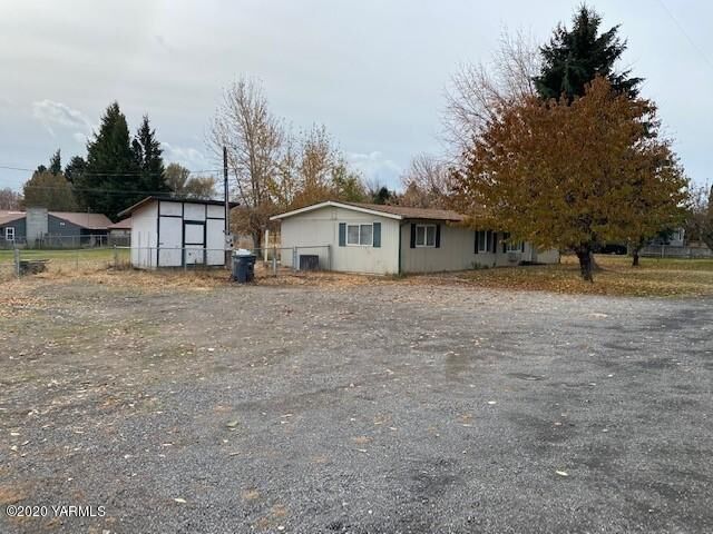 1201 Canal Ave  Tieton WA 98947 photo