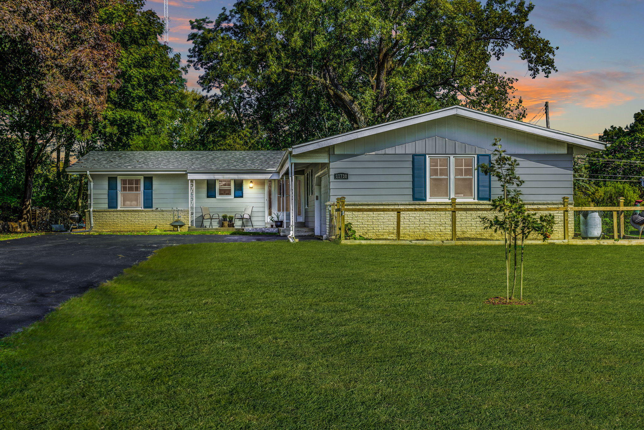 Property Photo: 11738 W Denis Ave WI 53130