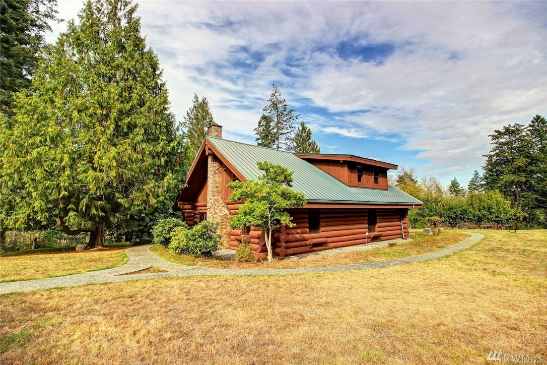 Property Photo:  11 Blue Camas Lane  WA 98250 